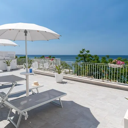 Sunset Terrace Mazara * مازارا ديل فالو
